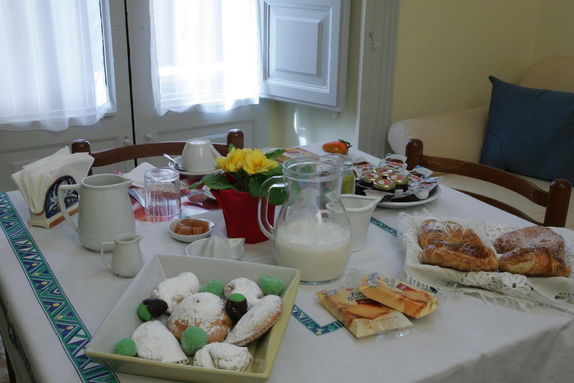 Picone Bed&Breakfast CTA Eksteriør billede